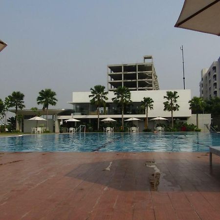 Swift Inn Aeropolis Airport تانجيرانغْ المظهر الخارجي الصورة